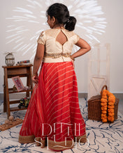 Load image into Gallery viewer, Red Paavadai Sattai