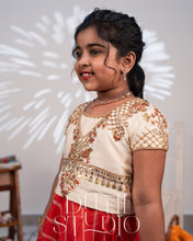 Load image into Gallery viewer, Red Paavadai Sattai