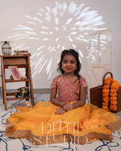 Load image into Gallery viewer, Purple & Yellow Paavadai Sattai