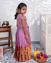 Load image into Gallery viewer, Purple Paavadai Sattai