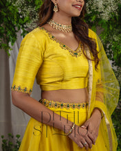 Load image into Gallery viewer, Yellow Lehenga with Duppata