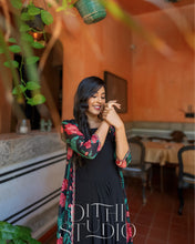 Load image into Gallery viewer, Midnight Bloom