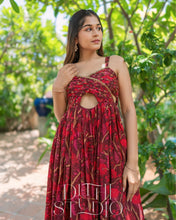 Load image into Gallery viewer, Mahogany Red Print Dress
