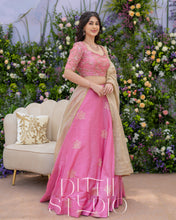 Load image into Gallery viewer, Lotus Pink Crop Top and Skirt