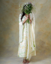 Load image into Gallery viewer, Ivory Floral Printed Chanderi Salwar Suit
