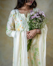 Load image into Gallery viewer, Ivory Floral Printed Chanderi Salwar Suit
