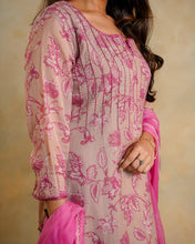 Load image into Gallery viewer, Mauve Floral Chanderi Suit Set

