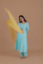 Load image into Gallery viewer, Sky Blue Chandheri Set
