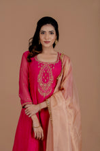 Load image into Gallery viewer, Pink Chandheri Set
