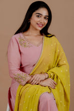 Load image into Gallery viewer, Mauve Pink Chandheri Set
