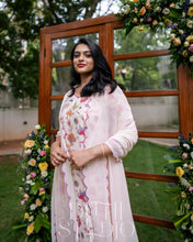 Load image into Gallery viewer, Floral White Salwar
