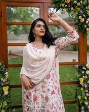 Load image into Gallery viewer, Floral White Salwar
