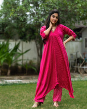 Load image into Gallery viewer, Pink Bandhini Co-ord Set
