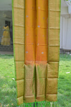 Load image into Gallery viewer, Orange and Green Gadwal Duppata-2311
